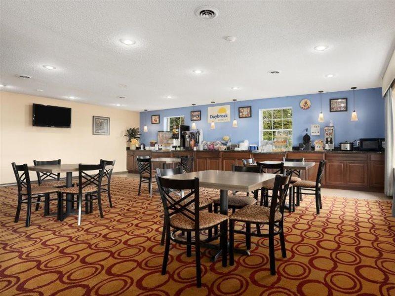 Days Inn By Wyndham Perryville Exterior photo
